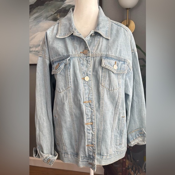 POL Clothing Oversized Denim Jacket Pearl "Love" Embellished Light Wash small - Picture 3 of 6